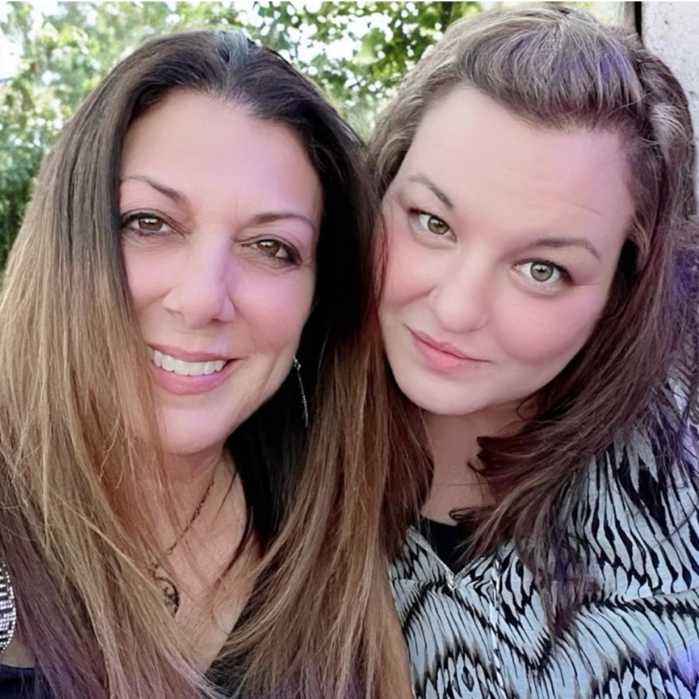 LFLO & SHELBY LIVE = DOUBLE TROUBLE = DOUBLE THE FUN - Picture 4 of 5